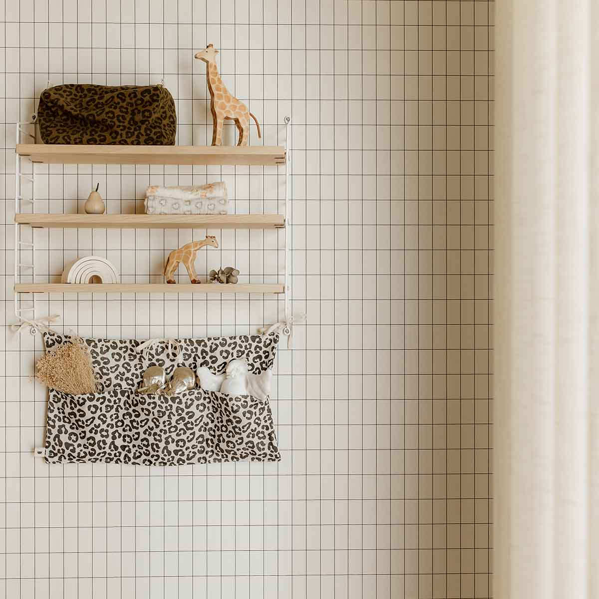 VIC Kulturtasche mit Leopardenmuster in Olive