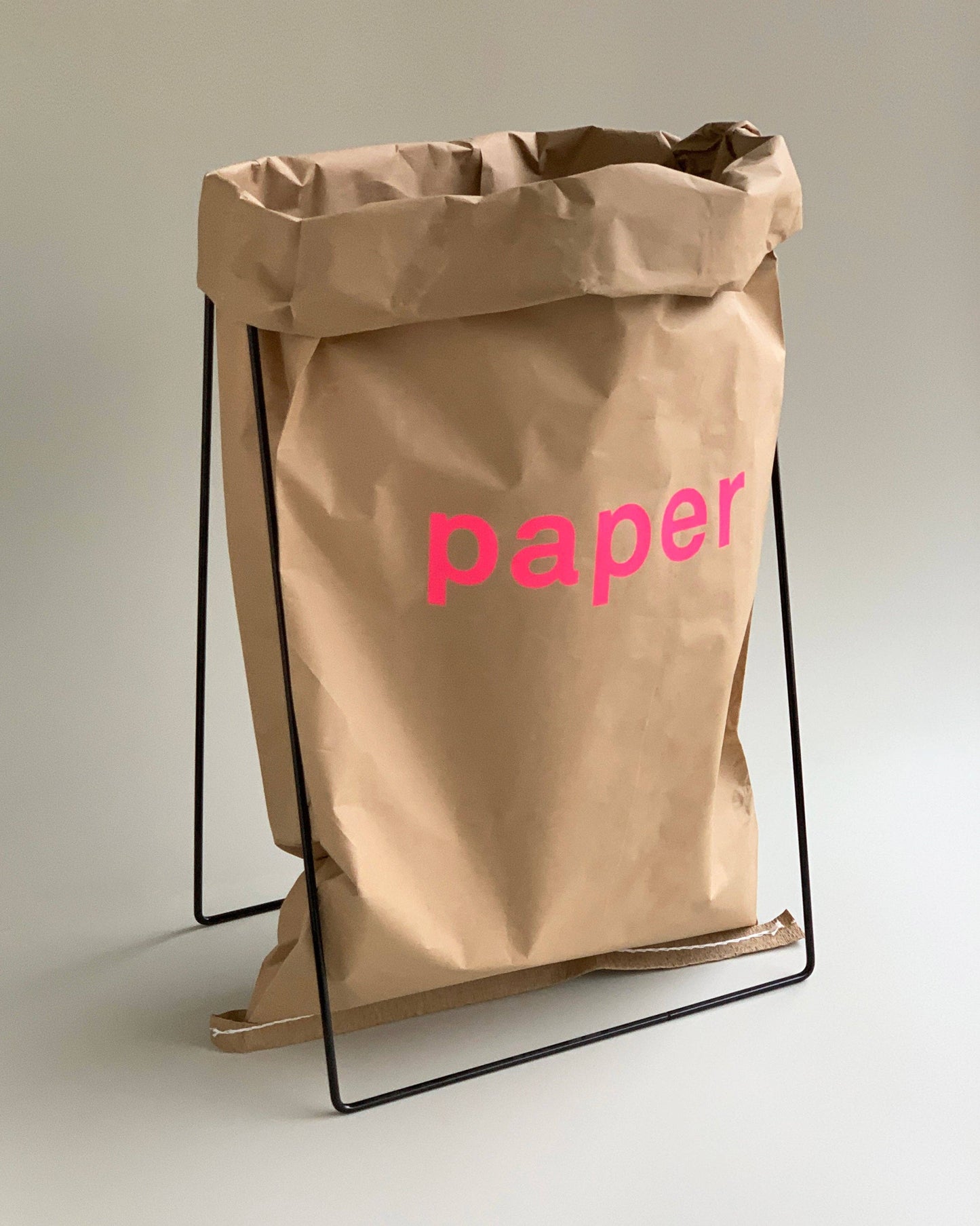 Papiertütenhalter / Papiertütenhalter weiß